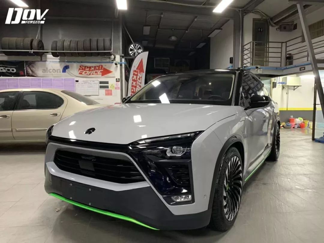 蔚来es8自驾西藏改装,蔚来es8越野改装