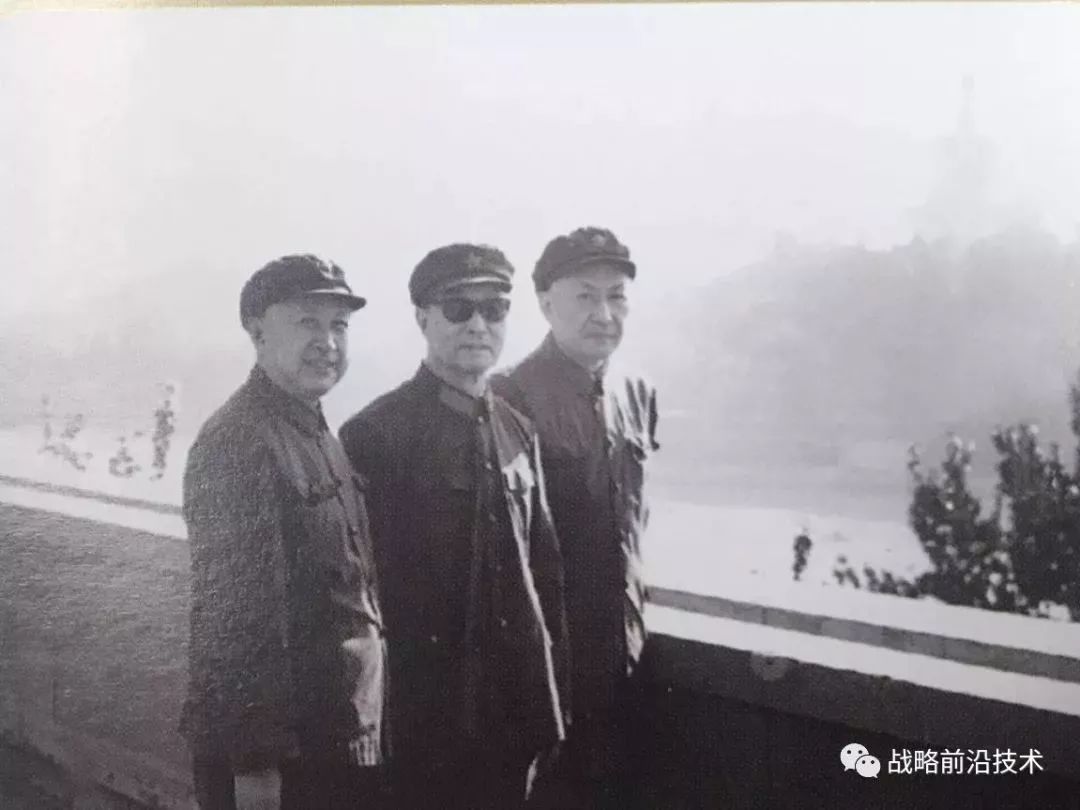 朱光亚两弹元勋的来历,致敬两弹元勋完整版