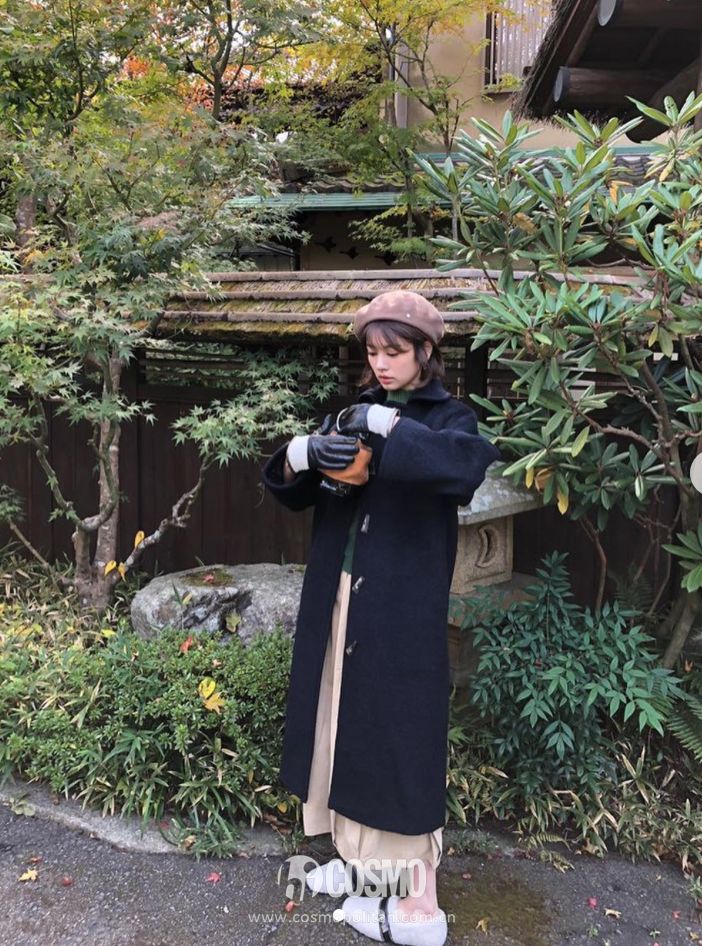 我没有年轻10岁的药，但马思纯这件“少女感”可以