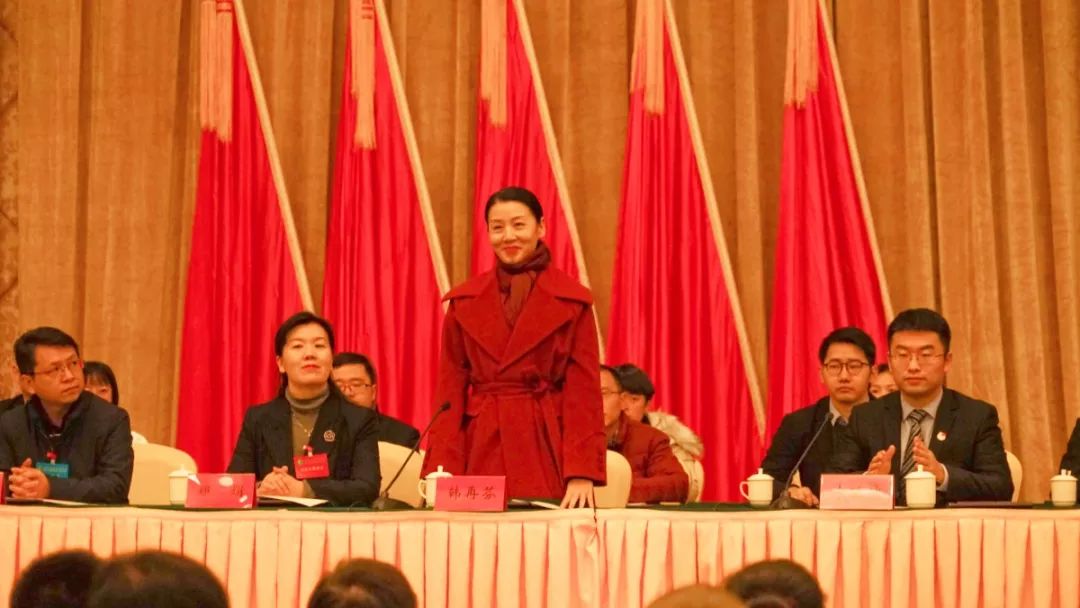 青联大会召开,在青联和学联大会上讲话