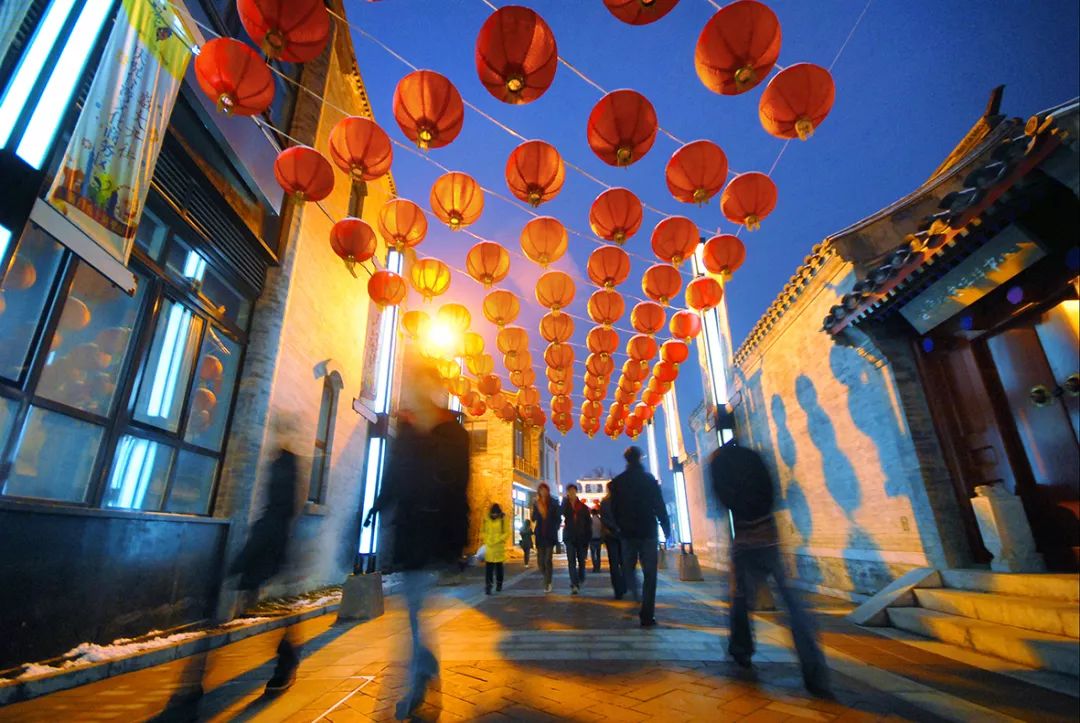 羽绒服的由来和发展史,从羽绒服到羽绒服