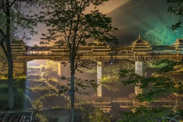 去越南旅游买什么特产带回来,来三亚旅游带点什么特产回家