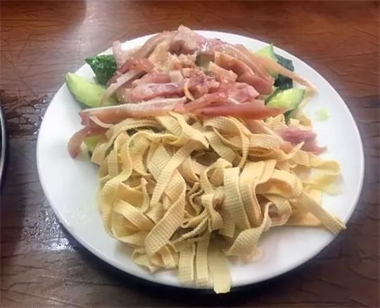 大连金州好吃的发面包子,大连好吃的小笼包子推荐