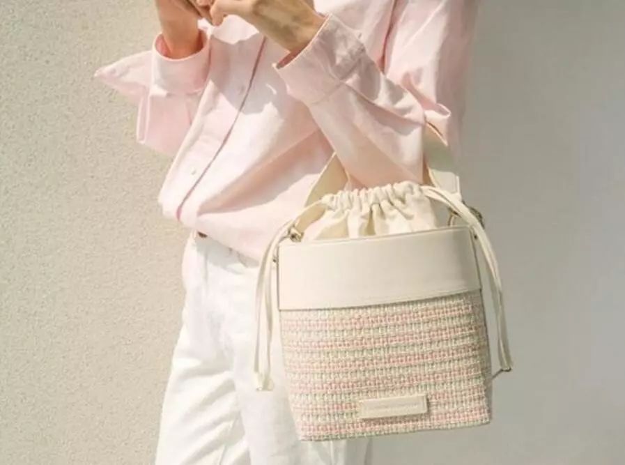 包包买小众包还是经典包,有哪些小众很贵但值得买的包