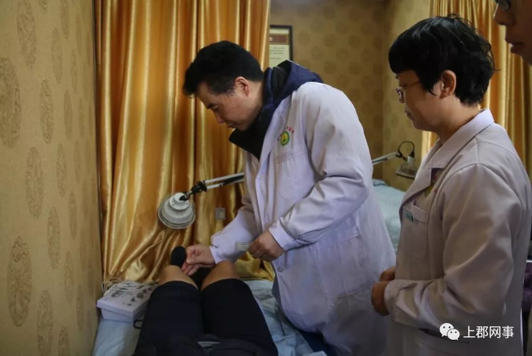 中医针灸名师齐聚榆林讲学义诊造福一方百姓