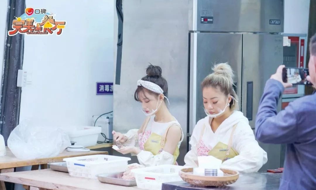 周末综艺看点｜《歌手》《大冰小将》开播，《梦想的声音》《野生厨房》收官