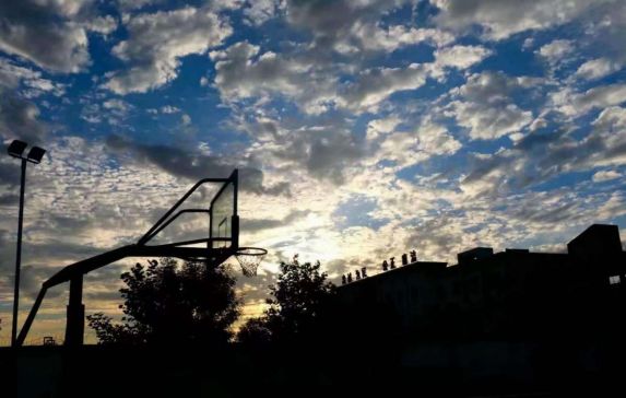 军人站岗的真实经历,当兵站岗是种什么体验