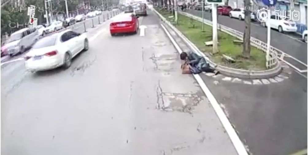 新闻早班车1月12日,来了新闻早班车今天