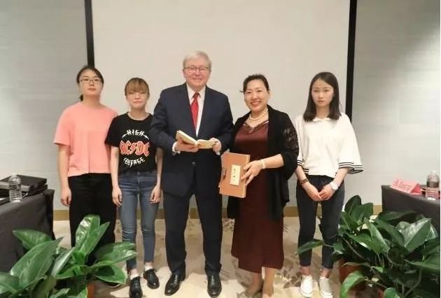 藏在松江叶榭镇里的这所大学，实力越来越厉害了！