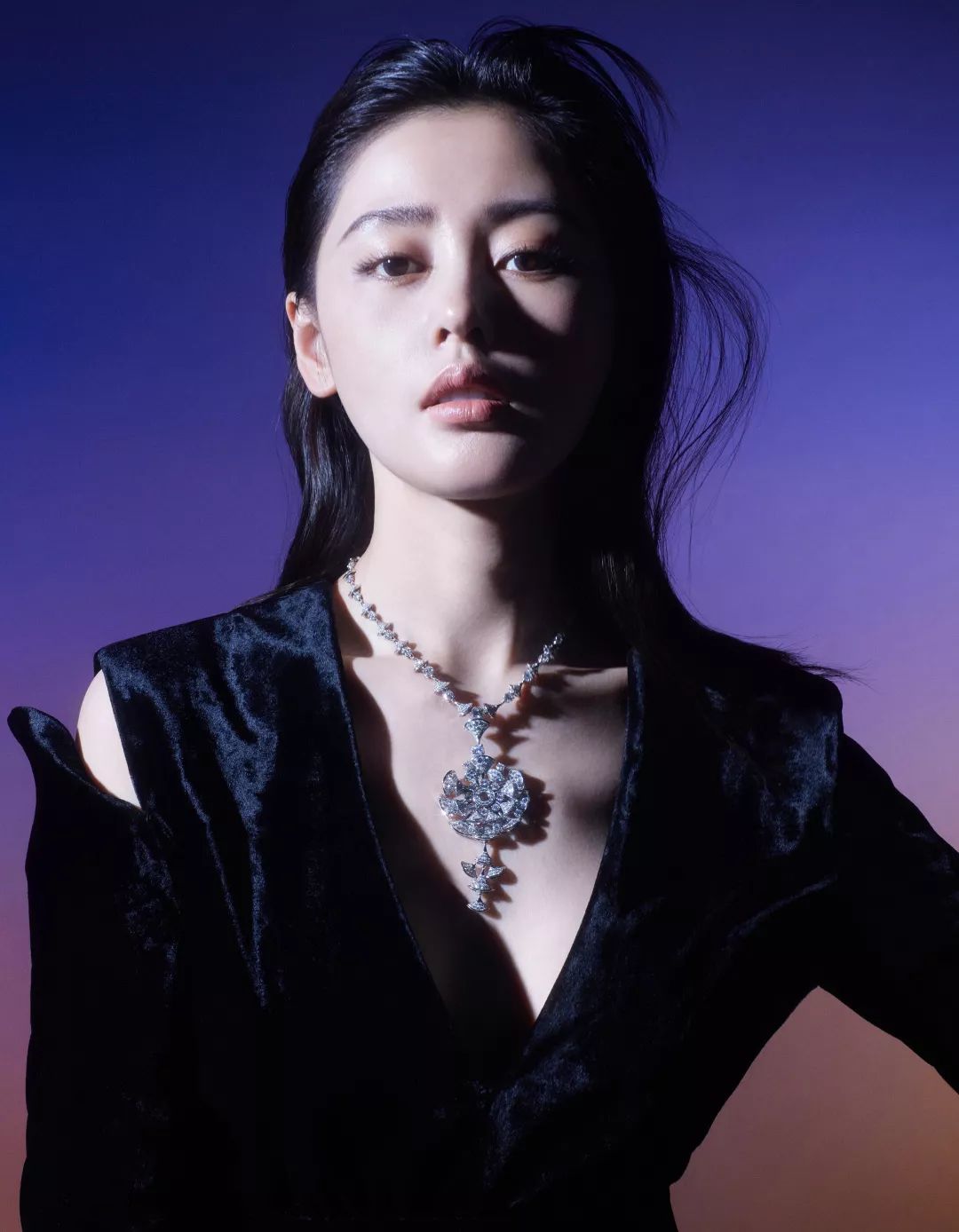 最好看的年会小黑裙,不管有没有年会都可穿的小黑裙