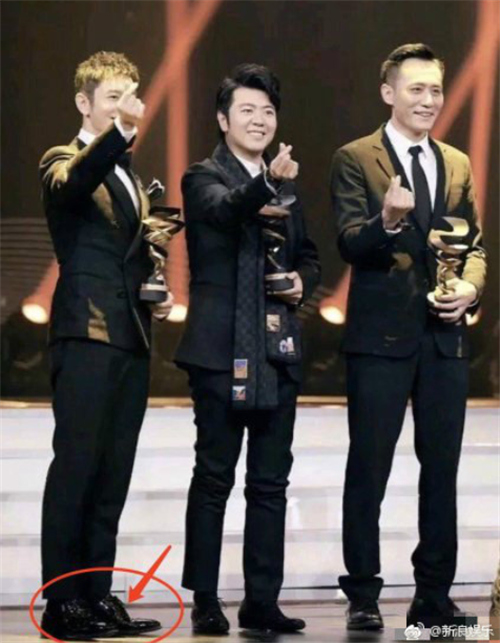 黄晓明增高鞋垫是真的吗,黄晓明增高鞋垫