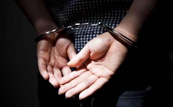 网购被骗千里维权女生发声,女子轻信代购被骗3万元