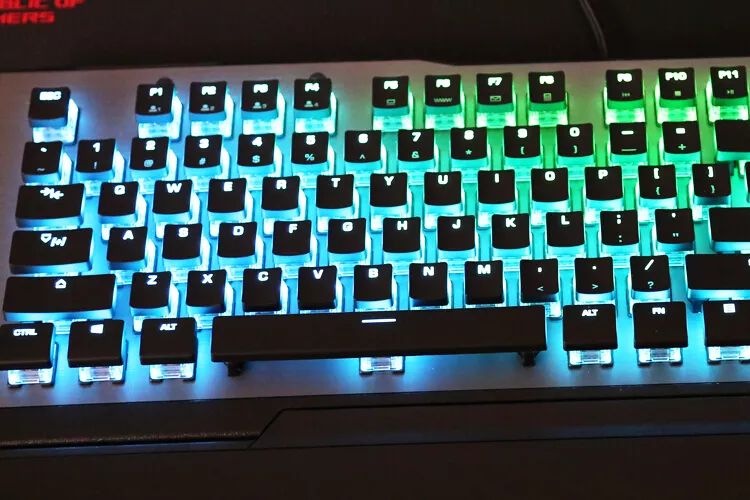 冰豹vulcanprotkl键盘评测,冰豹vulcan120aimo机械键盘