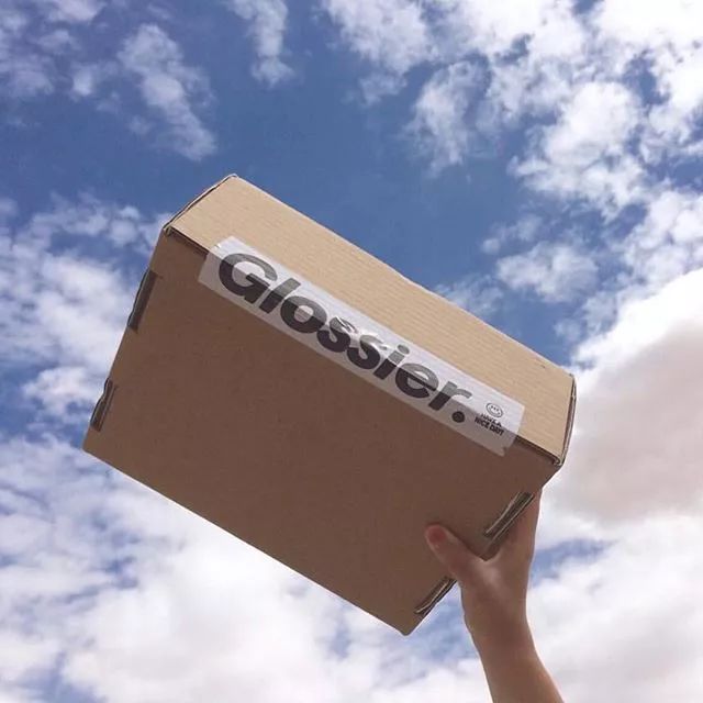 为什么我不买大牌彩妆了？