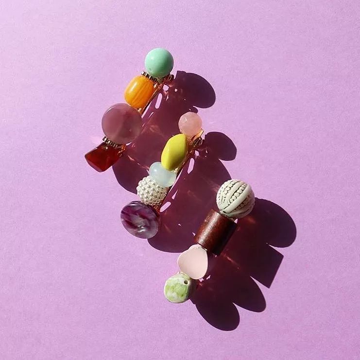 我最近｜不戴Bra都没关系，不戴发夹不能出门……