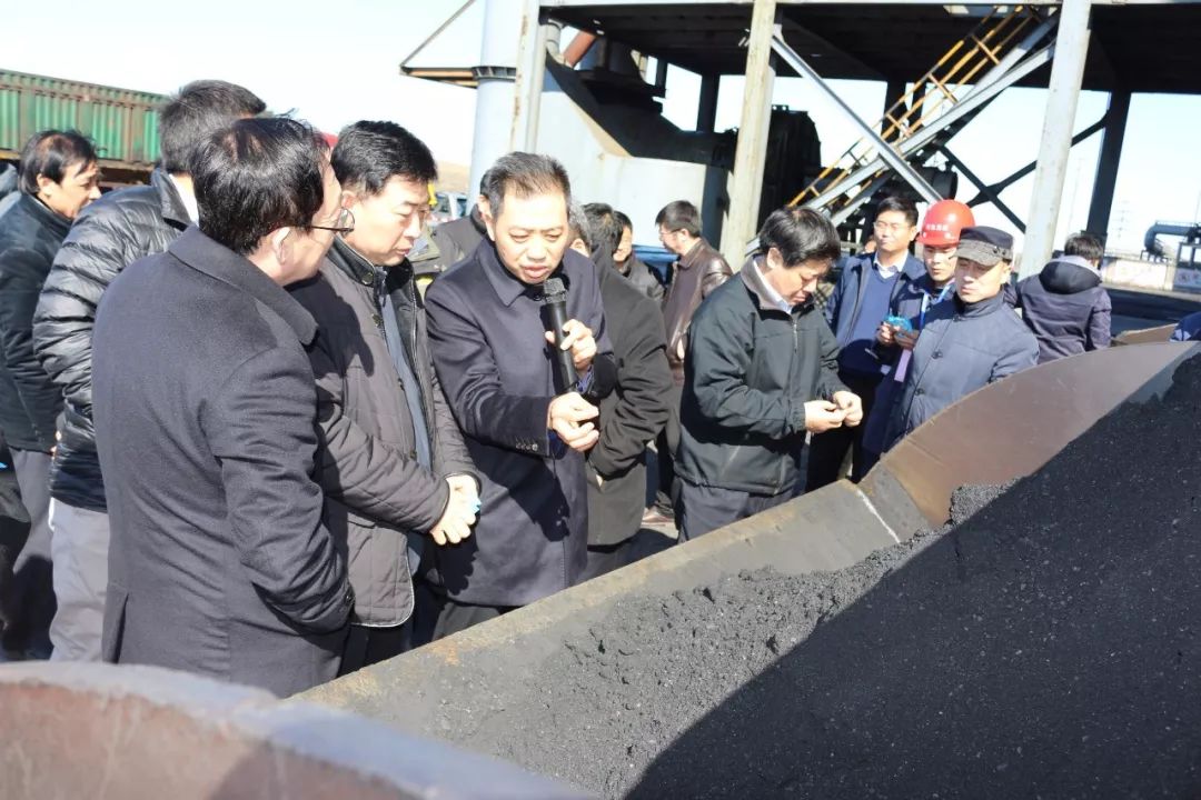 钢铁大王的故事,钢铁大王传奇人生