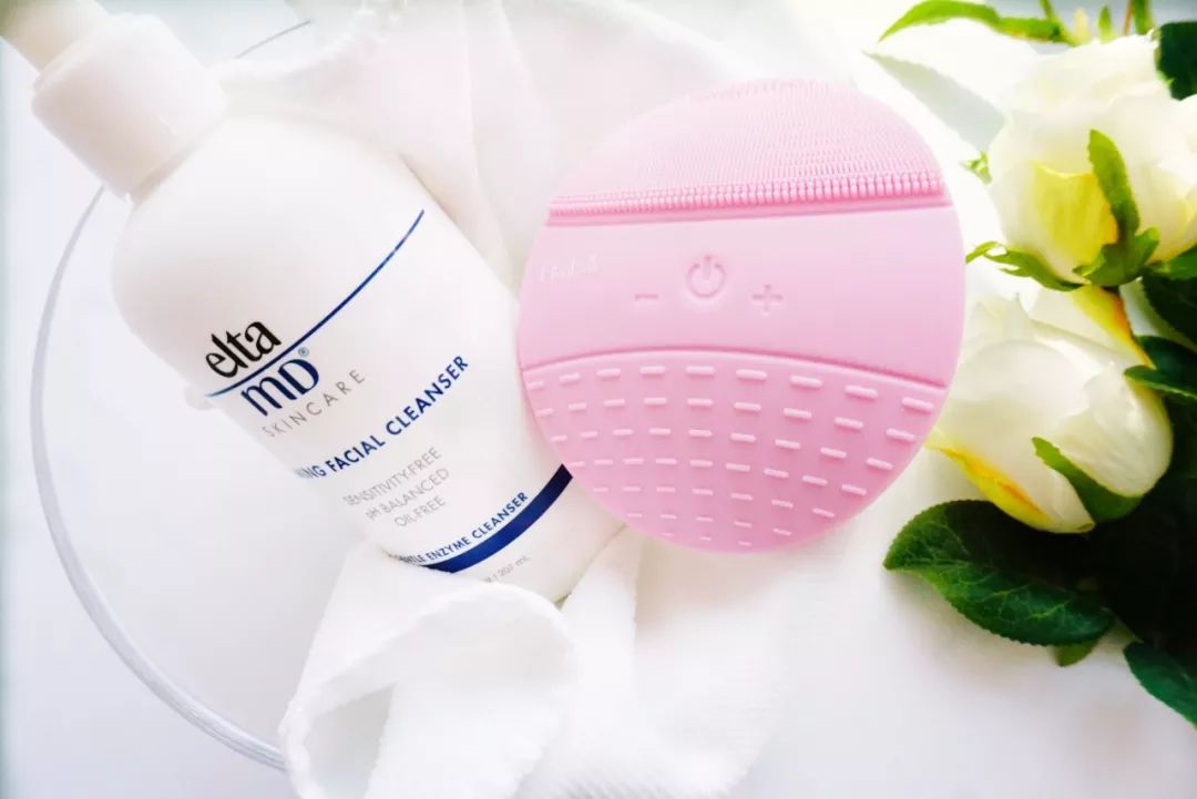 毛孔粗大清洁测评,暗沉粗糙毛孔粗大测评