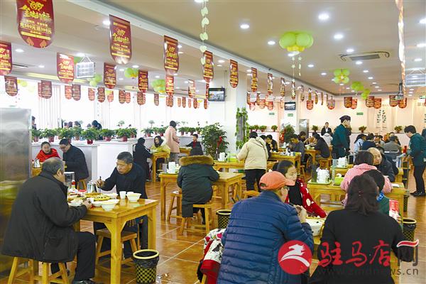 源色生态社区餐厅让市民享受特色原生态美食