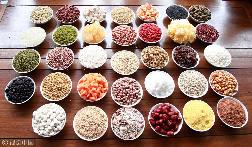 肚子胀气能吃杂粮粥吗,胃胀气吃小米粥加什么