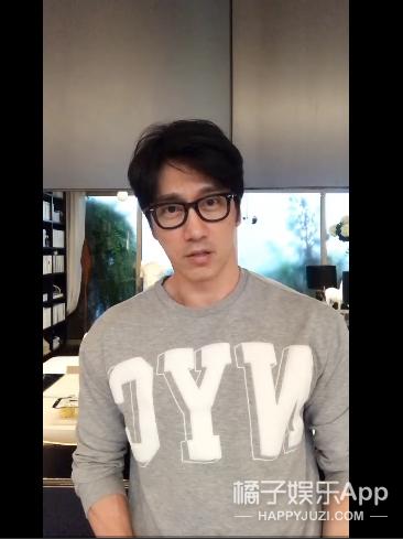 何炅童颜不老图片,44岁的何炅还是童颜脸