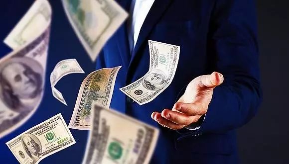 “辉煌”的反转人生：拼搏30多年官至副厅，贪污受贿800余万“铁窗泪”