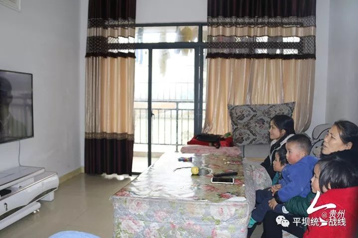 安顺易地扶贫搬迁彩虹社区,安顺白岩镇易地搬迁