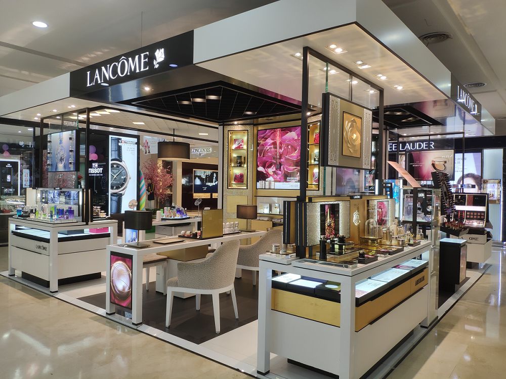 同样是县城购物中心，月销2万和100万的专柜，差距在哪？