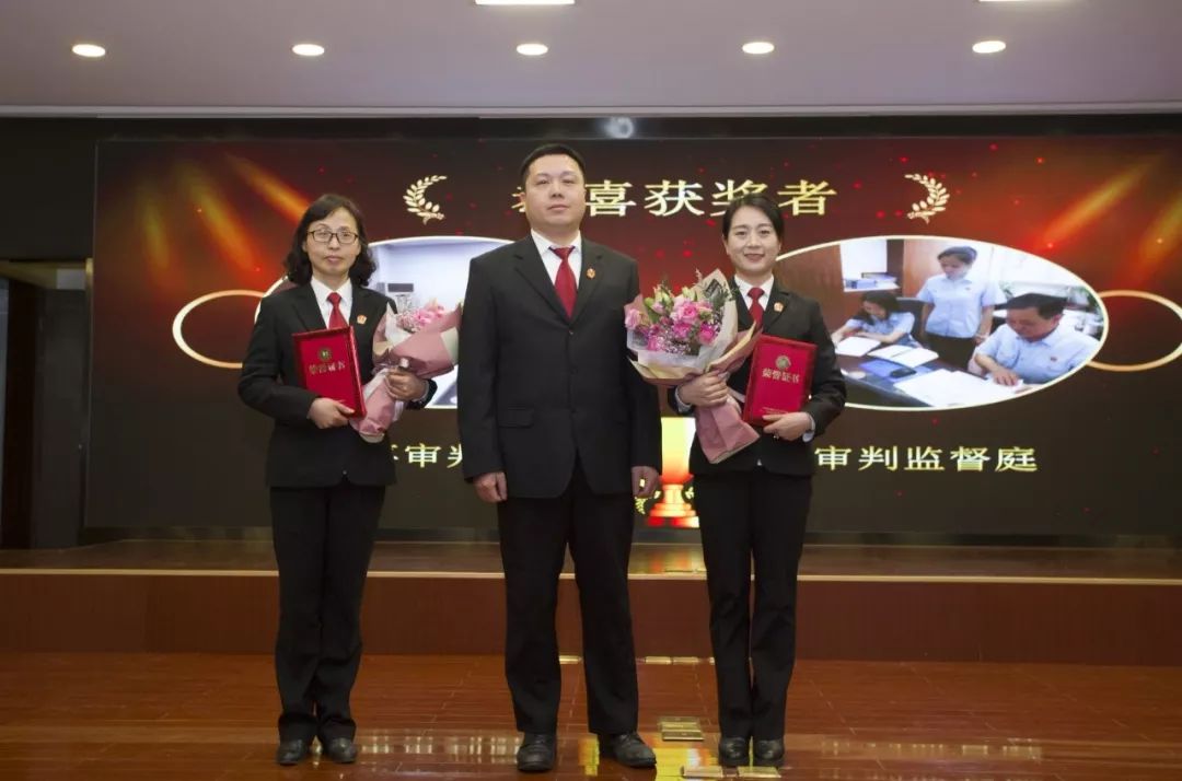 帅炸！法院小可爱们策划的这场“春晚”大show，仿佛开了挂……