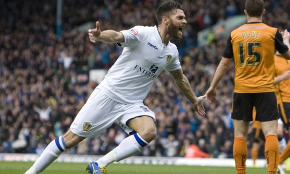 足球赛直播利兹联比赛结果,足球疯子利兹联绝杀诺维奇