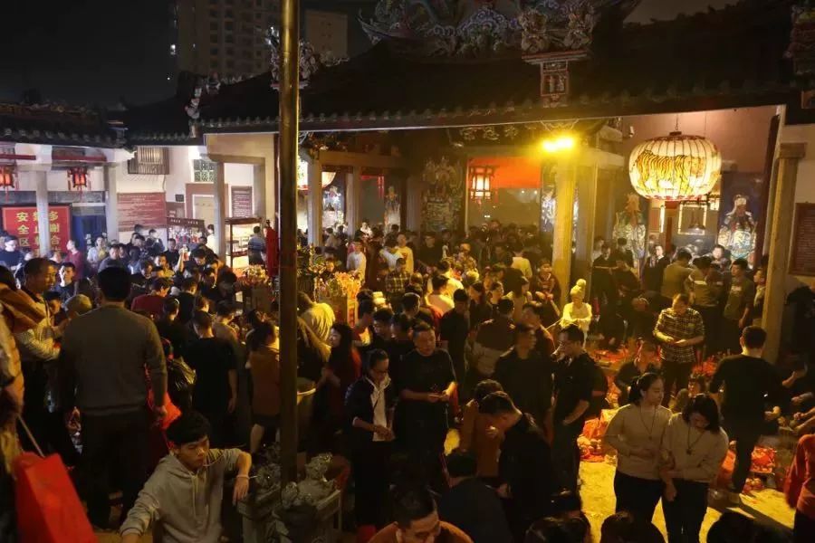 震撼南京灯光秀,玄武山最新景点