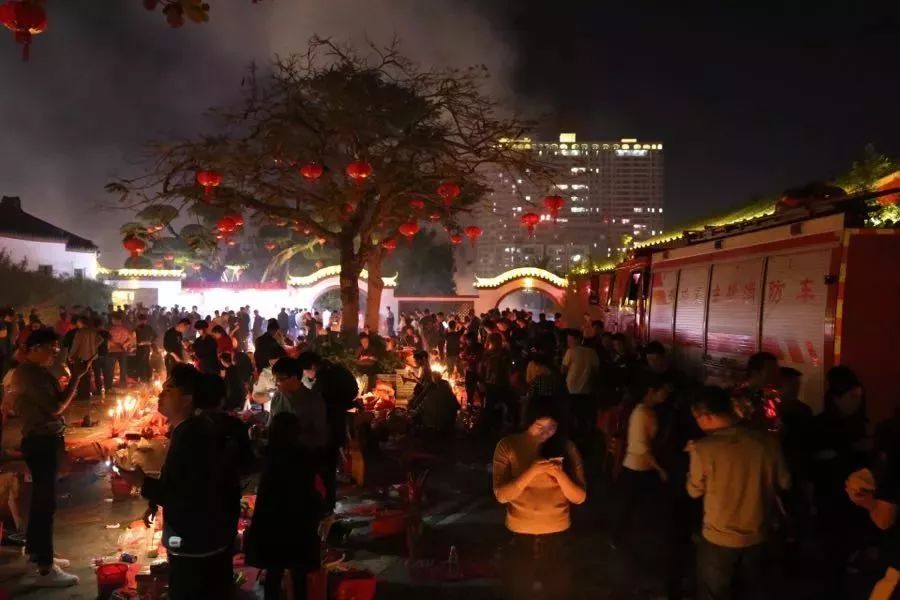 震撼南京灯光秀,玄武山最新景点