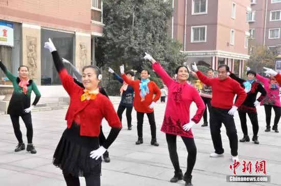 鎻愰啋骞磋交浜哄埆鎷呭績澶村彂,骞磋交浜鸿涓嶈鎷呭績澶村彂