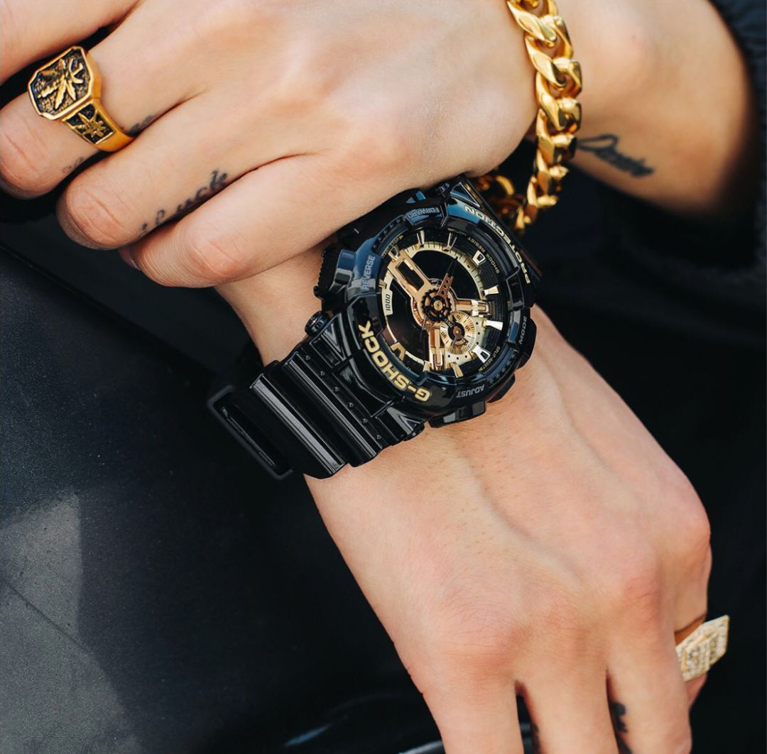 为什么有的几万块钱的表卖几百块,一款刚发布的几百万的表