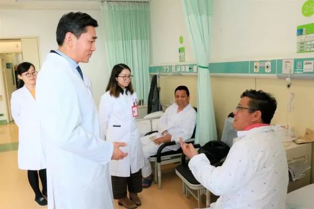 开国内医院之先，“无饥饿禁食疗法”获《中国医院院长》杂志报道