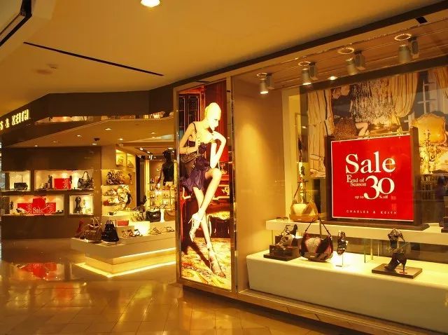 国内免税店购物必买,中国首家市内免税店在哪