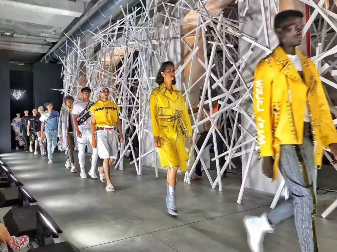 时尚界老佛爷谢幕,时尚界老佛爷来历简介