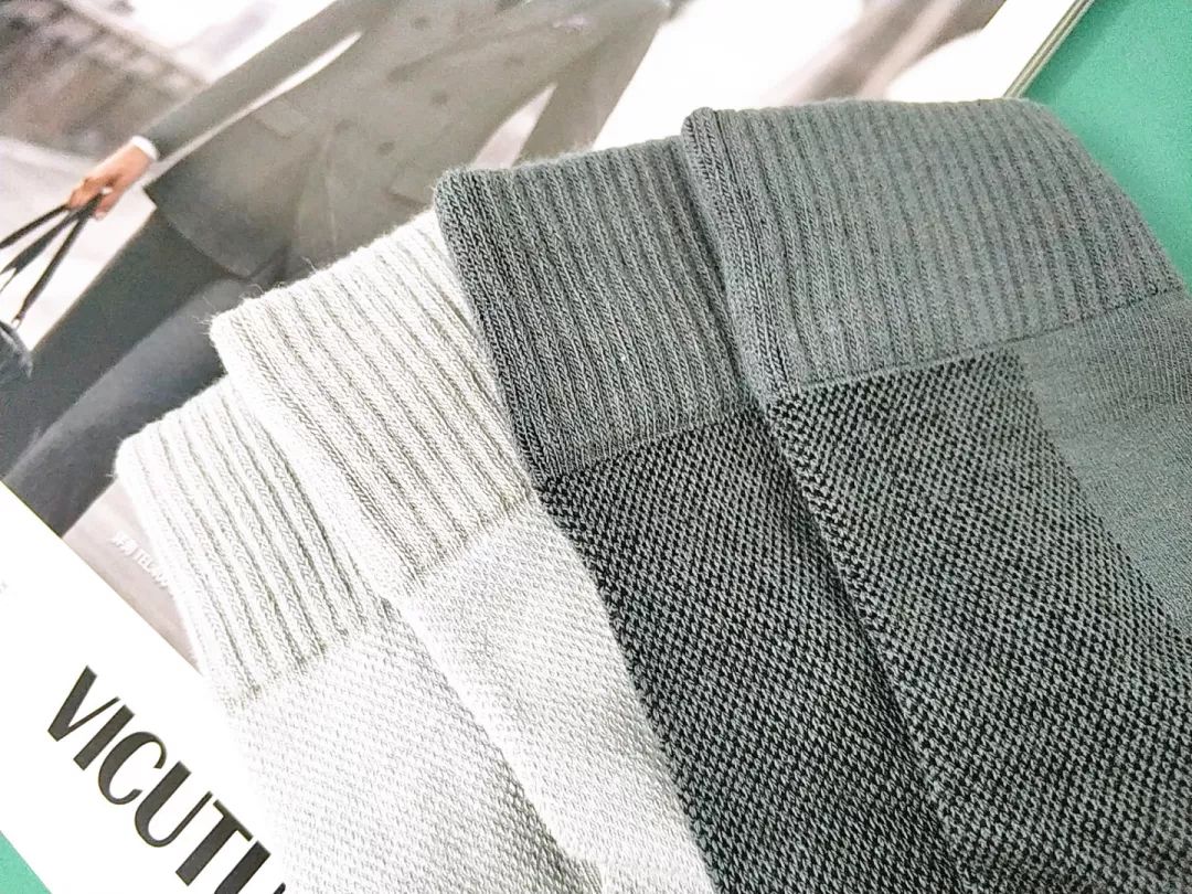 每天成交2w单!连穿7天不臭脚的袜子,世界专利金奖,连脚气都没复发了!