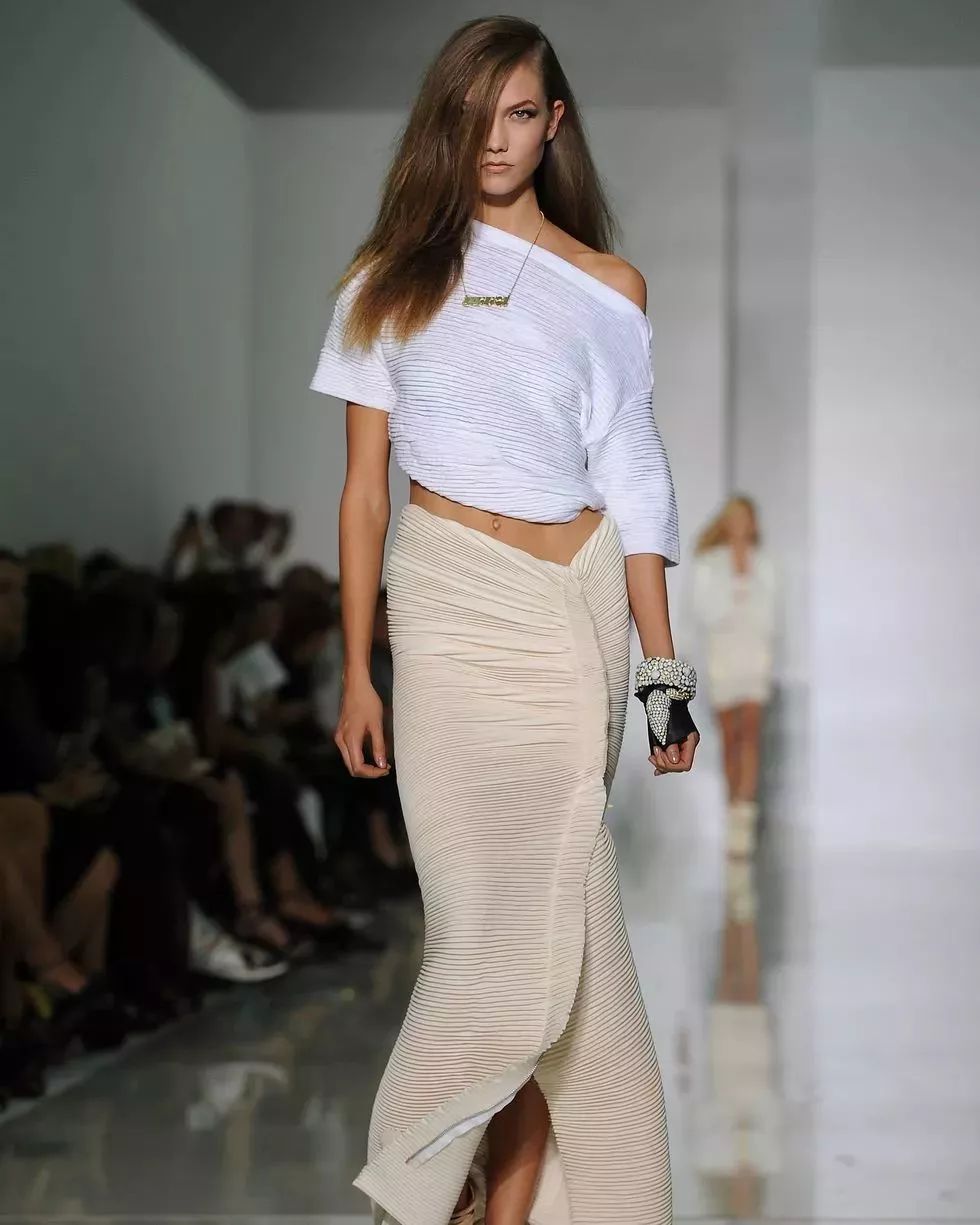 产品爆卖背后的秘诀,为什么一些店铺卖完商品就下架了