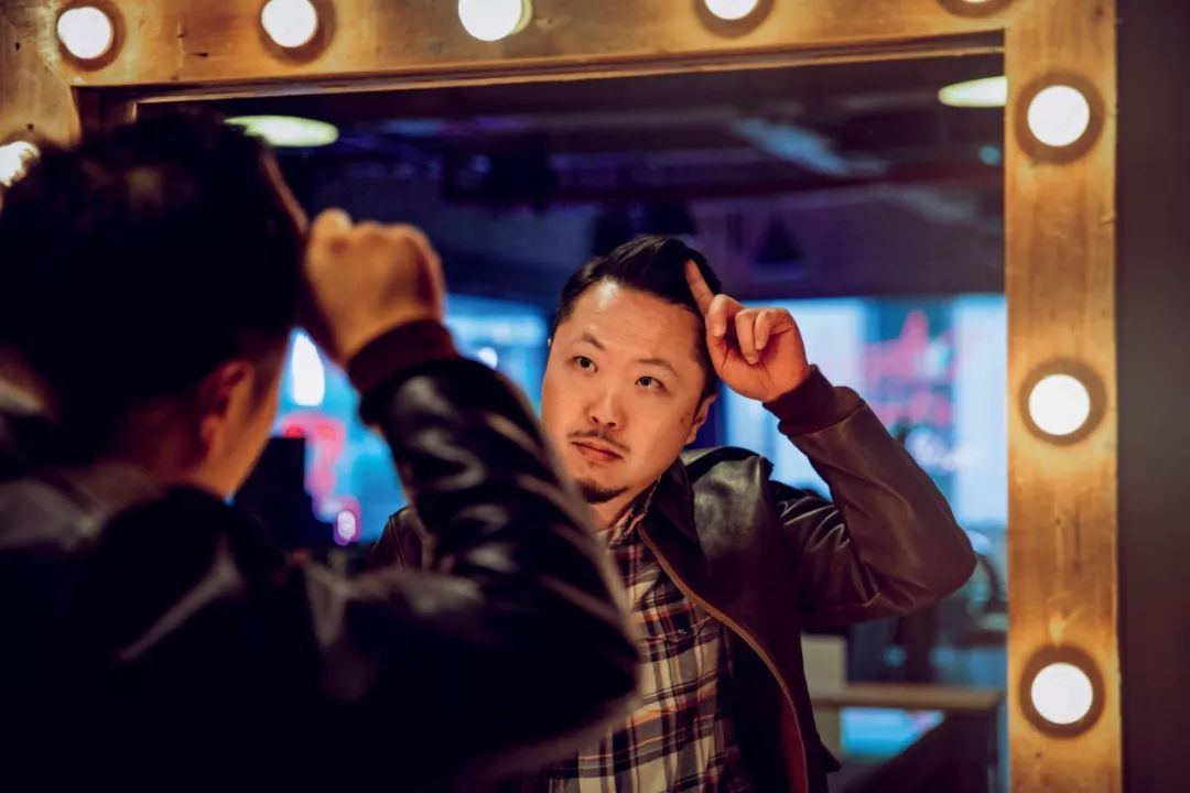 不喜欢保时捷的复古酒吧老板不是好商人