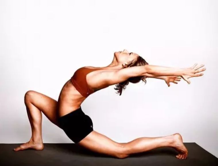 女人骨盆移位怎么办,女性骨盆倾斜怎么治疗