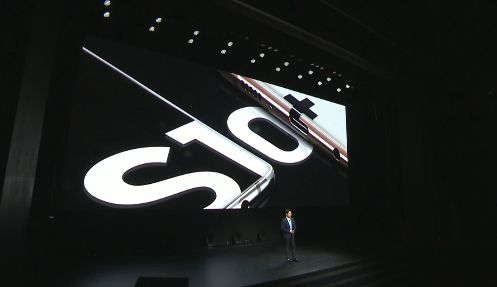 三星s105.8英寸的现在值得入手吗,韩版三星s10855处理器是4g手机吗