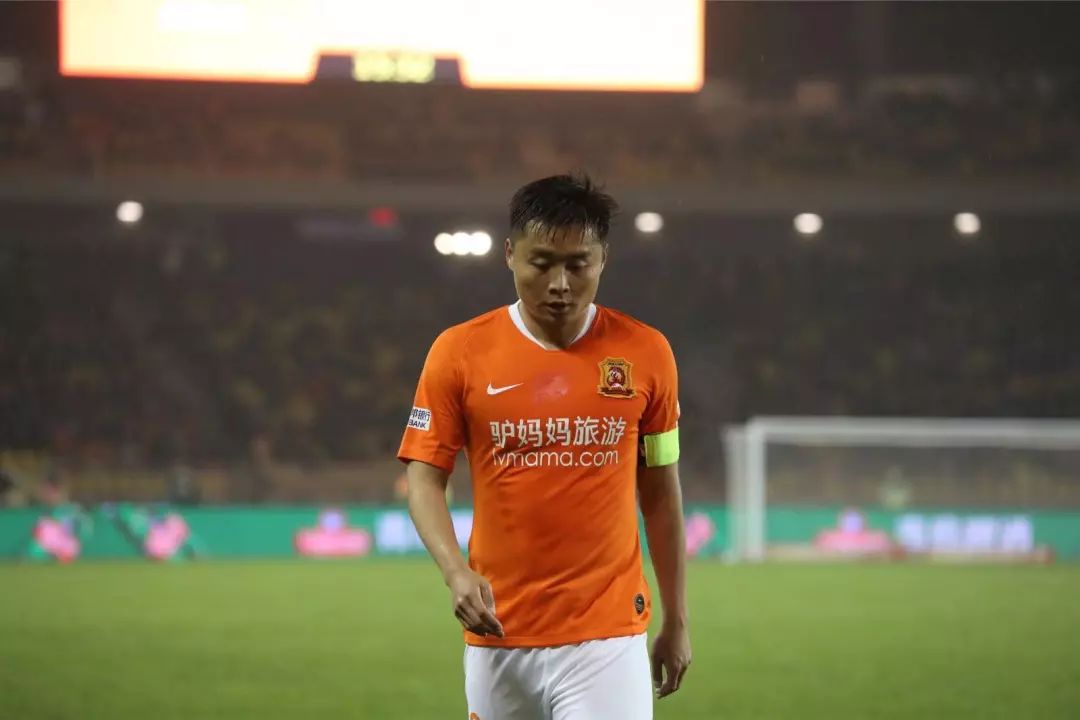 中超首秀,中超武汉卓尔绝杀大连一方集锦