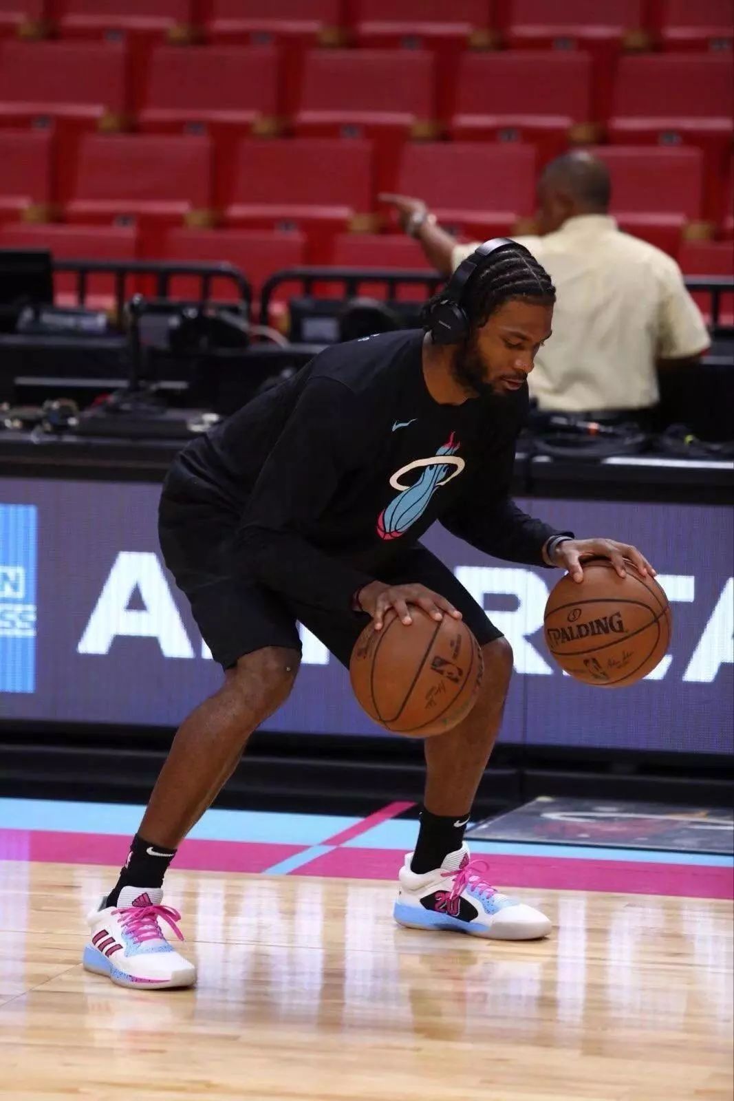 今日球鞋上脚一览aj11,耐克和lpl联名的鞋