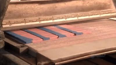 铅笔上的橡皮擦掉了怎么修复,铅笔上的橡皮拔不出来怎么办