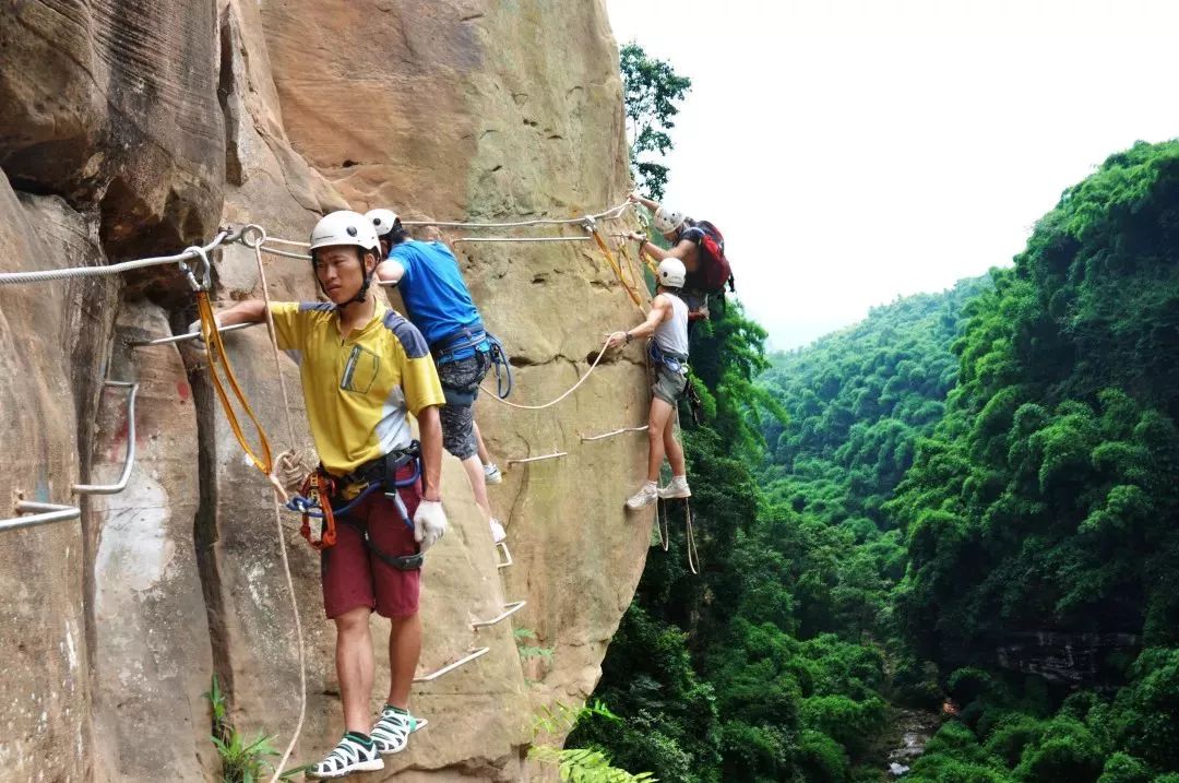 川西竹海玻璃栈道,川西竹海峡谷高空玻璃栈道