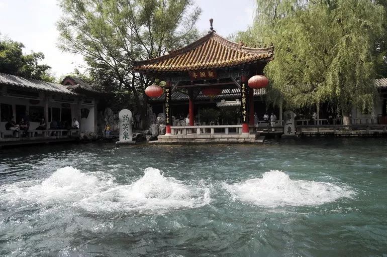 重庆免费退机票,特价机票能退吗退了会扣多少钱