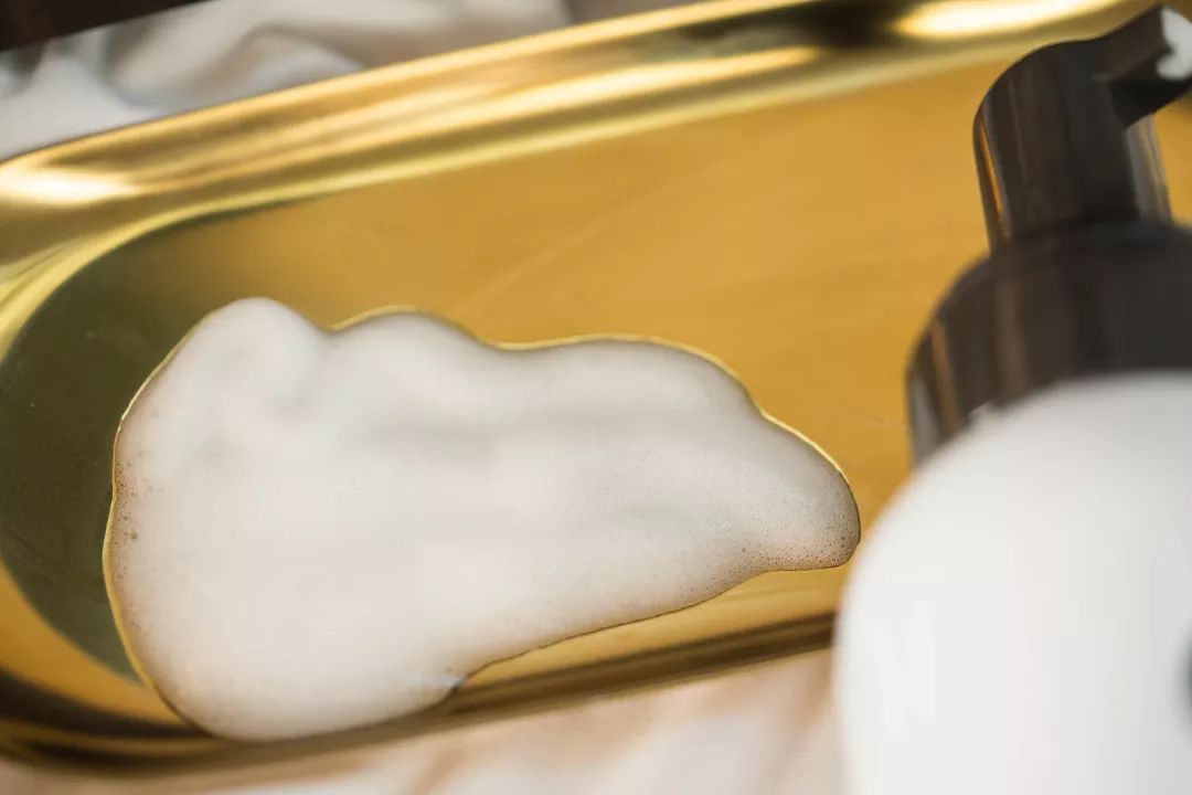 涓夋湀鐖辩敤鐨勫皬鐗╀欢,鐧惧厓鍐呭钩浠峰ソ鐢ㄧ殑鎶よ偆濂楄