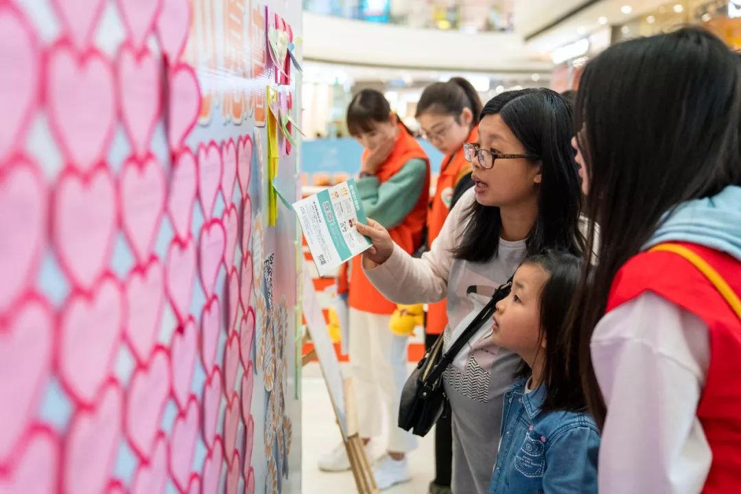 勤俭节约从我们做起,绿色生活从减少一次性物品开始