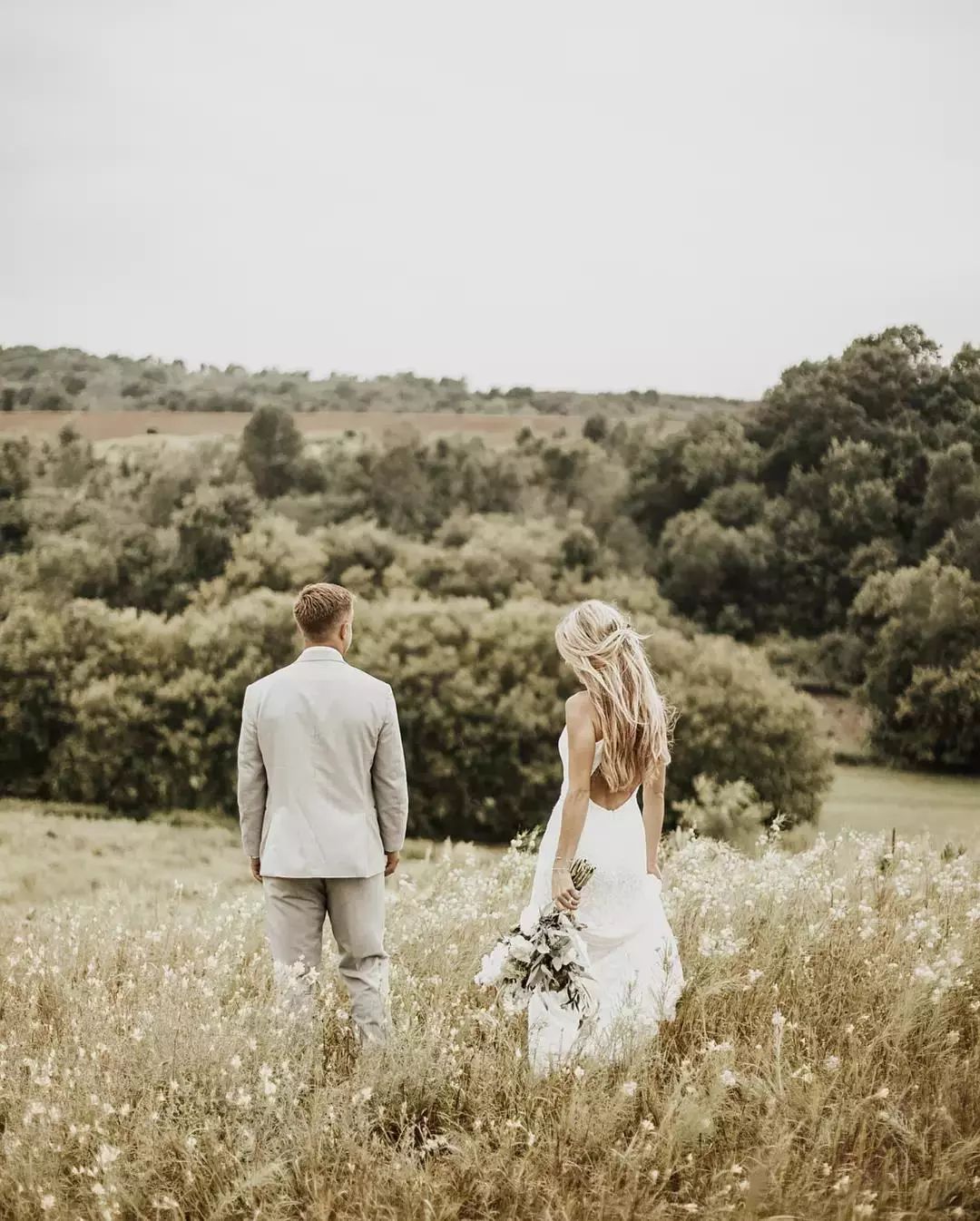 简单好看的婚纱画法,婚纱照五套风格穿搭推荐