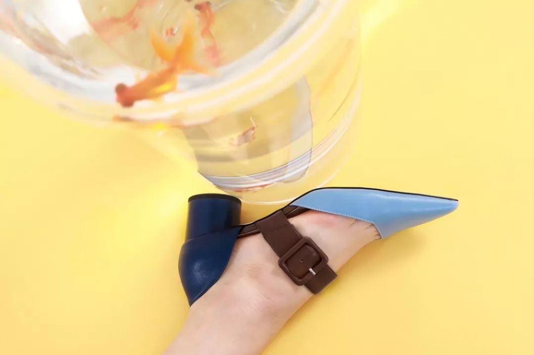 小ck新出的鞋子,小ck轻奢单鞋